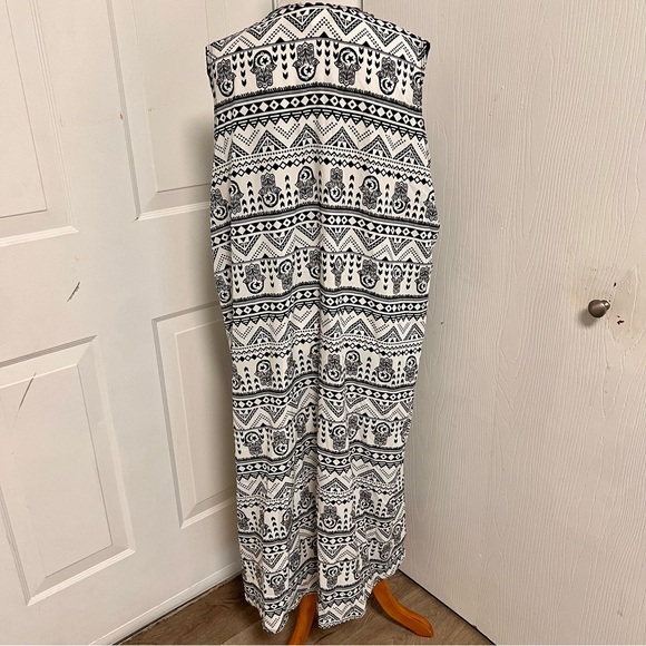 LulaRoe Joy Duster Hamsa E1 - Picture 4 of 5